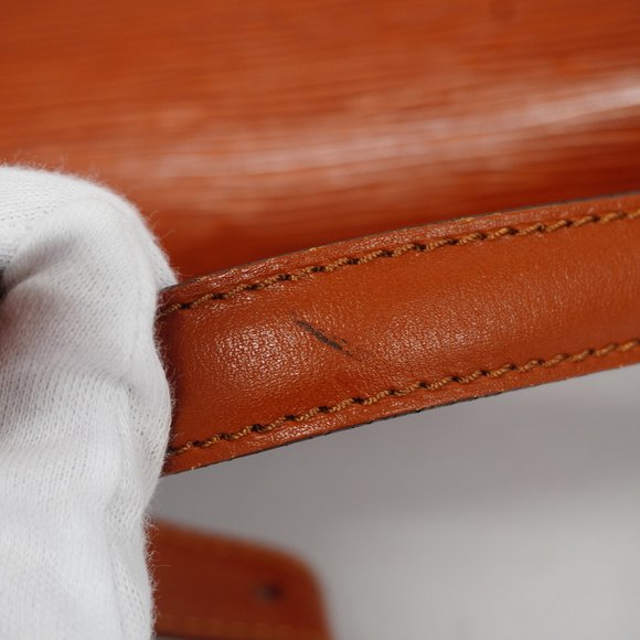 LOUIS VUITTONAuth  Epi Saint Cloud M52193 Women's Shoulder Bag Kenyan Brown - Picture 9 of 10